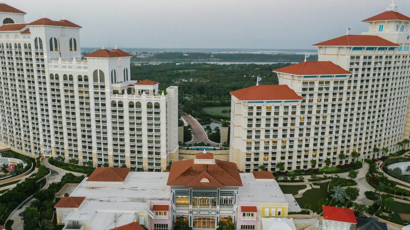 Rent baby gear and get concierge services in The Bahamas from Traveling Tots Rentals - Staying at Baha Mar Resort in The Bahamas with small children.